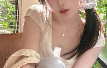 17吃瓜网APP链接直达，第一时间掌握吃瓜热点