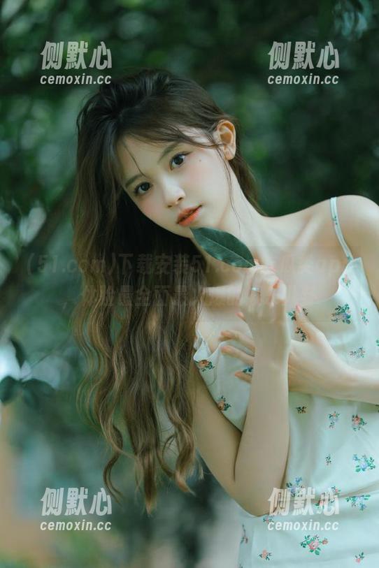 下载安装51.com吃瓜类app，体验最全面最火爆的娱乐八卦