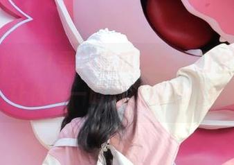 51黑料吃瓜中心入口全新更新，让你第一时间获取热门信息