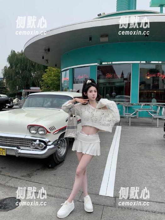 万篇长征黑料不打烊668吃瓜链接大揭秘，带你快速掌握最新娱乐动态！