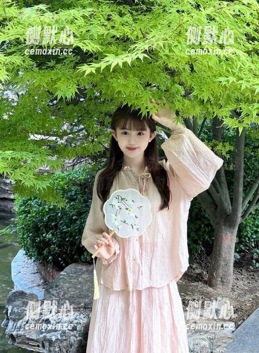 91今日吃瓜苹果版热门推荐，精彩瓜闻实时更新