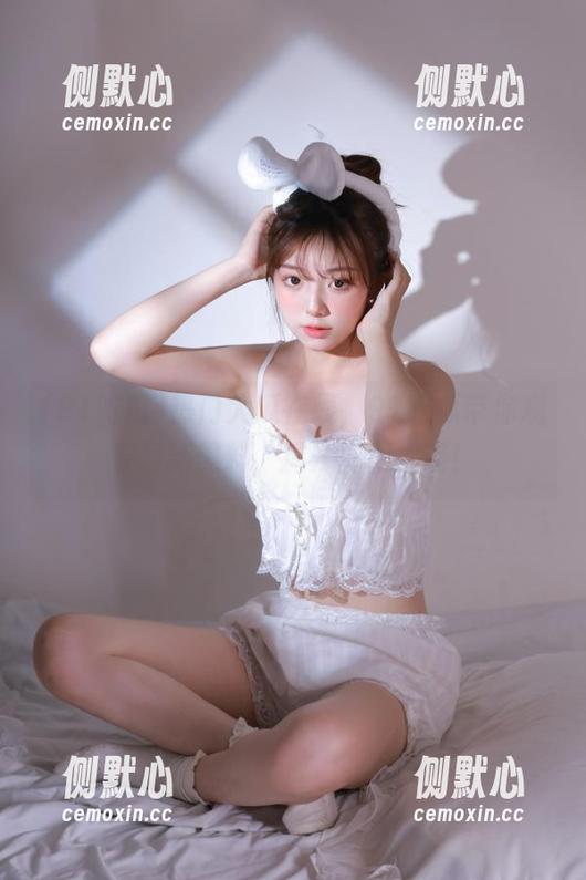 热门大瓜在线，91吃瓜带你观看最新黑料，揭开真相之谜！