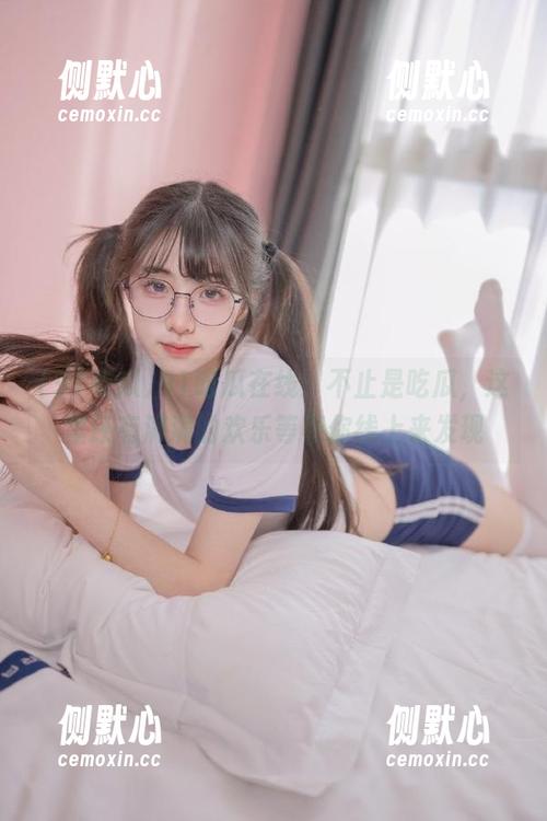 91吃瓜 91吃瓜在线:不止是吃瓜,这里还有满满的欢乐等着你线上来发现