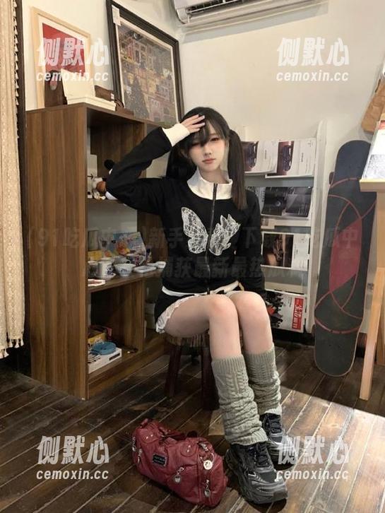 91吃瓜中心 新手必看:下载91吃瓜中心,轻松捕获最新最热瓜料