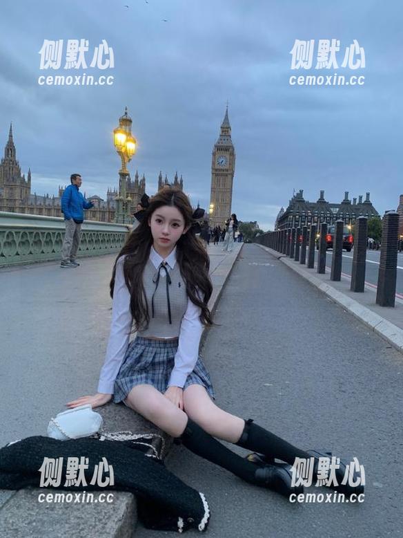 998su 998su吃瓜平台:以传送门与导航开启你的八卦旅程!