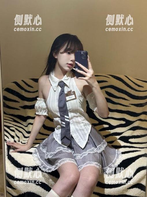 网页新鲜上线：zztt10.ccm黑料背后的那些劲爆故事