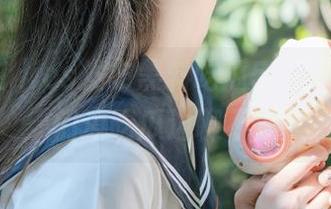 ios发布黑料吃瓜51最新，女生们边吃瓜边聊不停