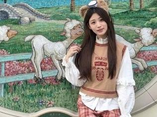 首页：“吃瓜直播”聚焦明星瞬间，带给你不一样的视角和体验！