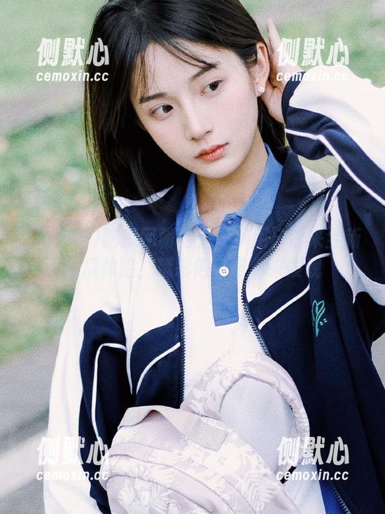 吃瓜网 吃瓜网朝阳为安卓用户带来全新吃瓜体验,精彩内容等你来发现