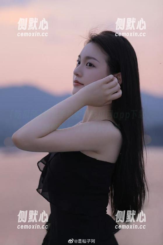 苹果手机安装吃瓜网app下载，教你轻松收藏搞笑八卦