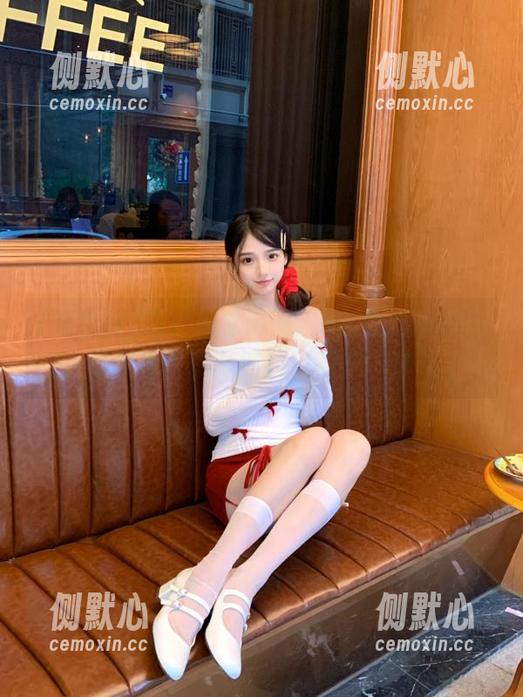吃瓜网 指尖轻松访问:ios端吃瓜网在线观看,尽享追星族的快乐时光