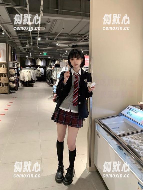 别走开，娱乐718吃瓜爆料之全网独家消息在app内发布，快来了解真相！