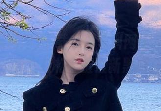 下载我要黑料网iOS官网，男生轻松掌握最新黑料