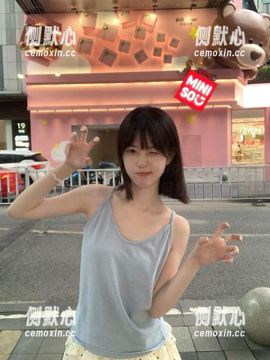 扒哥黑料入口app震撼发布，动漫游戏黑幕一网打尽