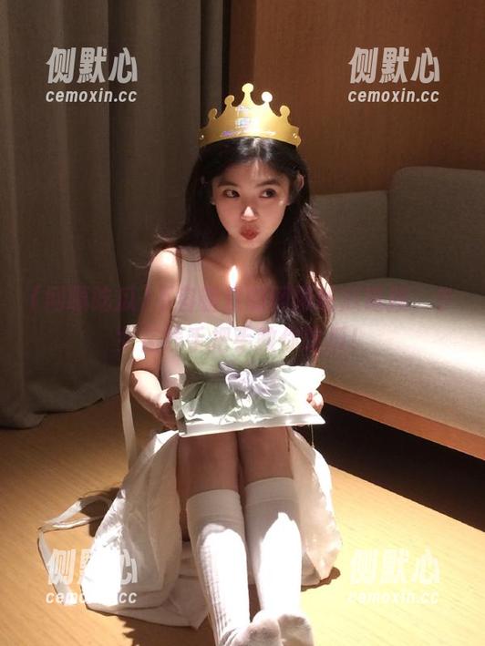 不容错过的网曝吃瓜链接，少女在线手把手教你吃瓜！