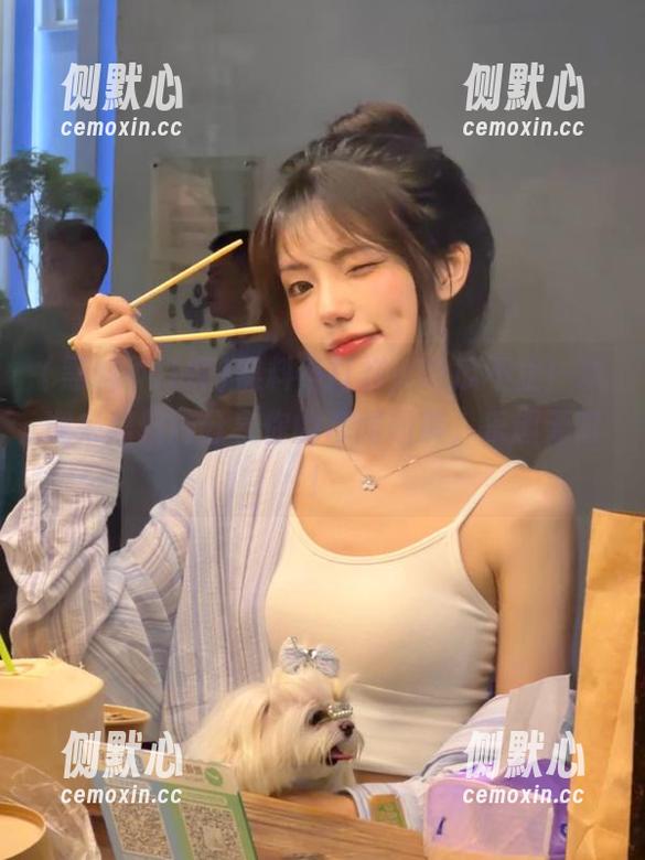 黑料不打烊，吃瓜不止！欢迎来黑料网分享你的奇闻趣事，乐趣无限！