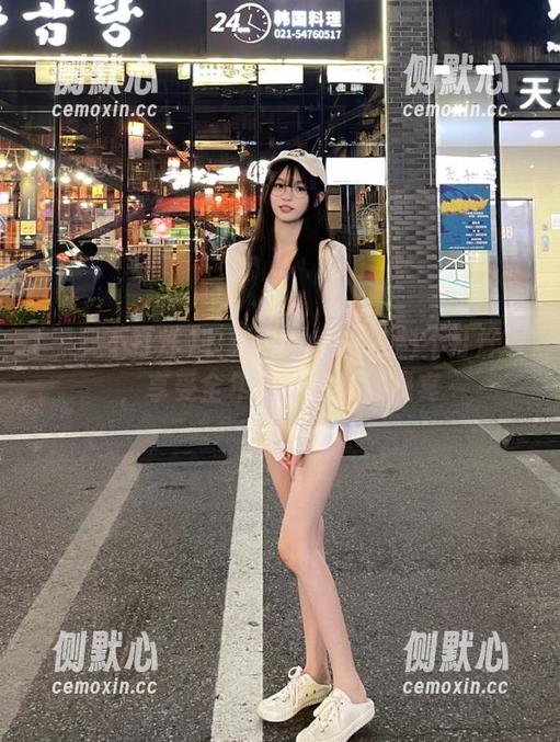 收藏“www.黑料不打烊”，享受全年无休的黑料盛宴