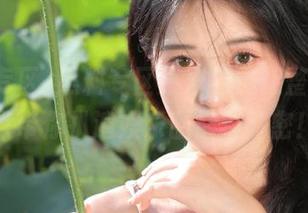 黑料专区爆料全链接整理，少女带你扒遍娱乐圈最新秘密！