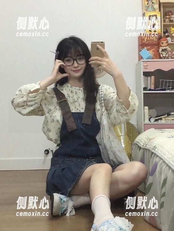 黑料打烊app：探索娱乐圈奇闻，成为吃瓜达人从未如此简单！