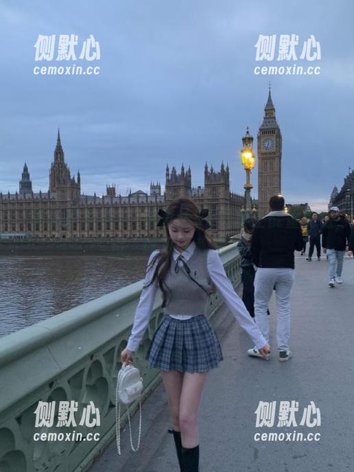 黑料正能量 一键直达51黑料正能量网链接,吃瓜乐趣无穷