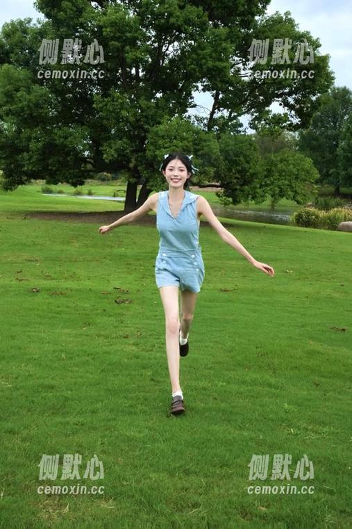 打开黑料网在线看首页，永久追踪最劲爆黑料内容