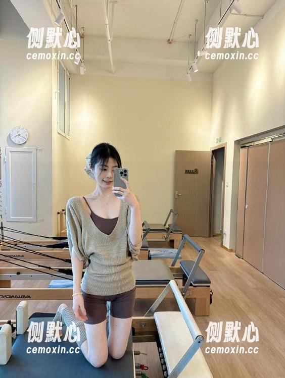 黑料老司机网页汇聚最新黑料，吃瓜更精彩